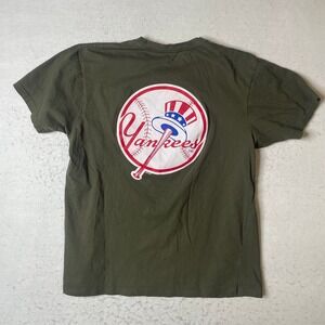 New‎ York Yankees TShirt Green Logo Baseball Adult L G Short Sleeve Cotton